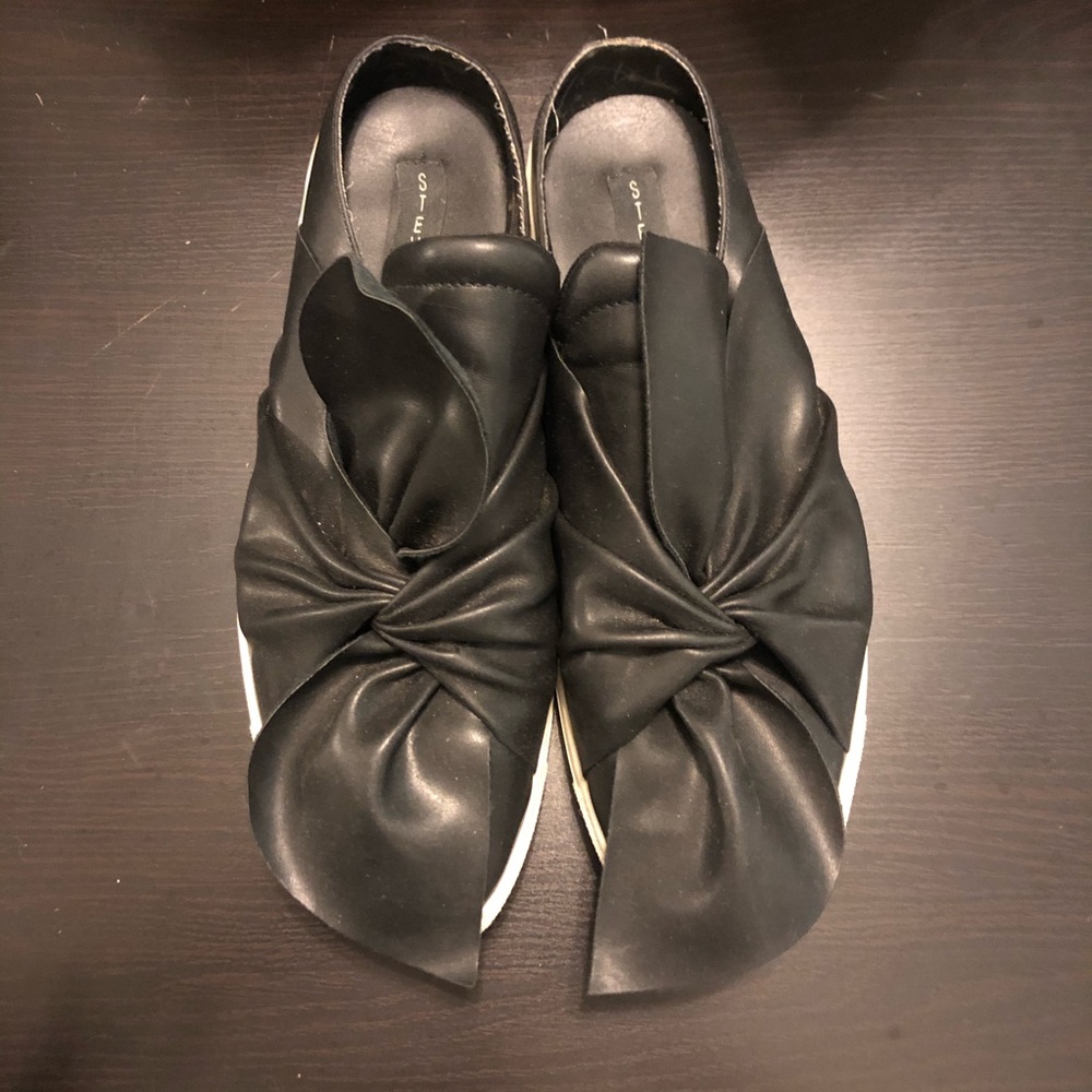 Stephen by Steve Madden slip on